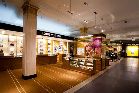 louis vuitton harrods opening times